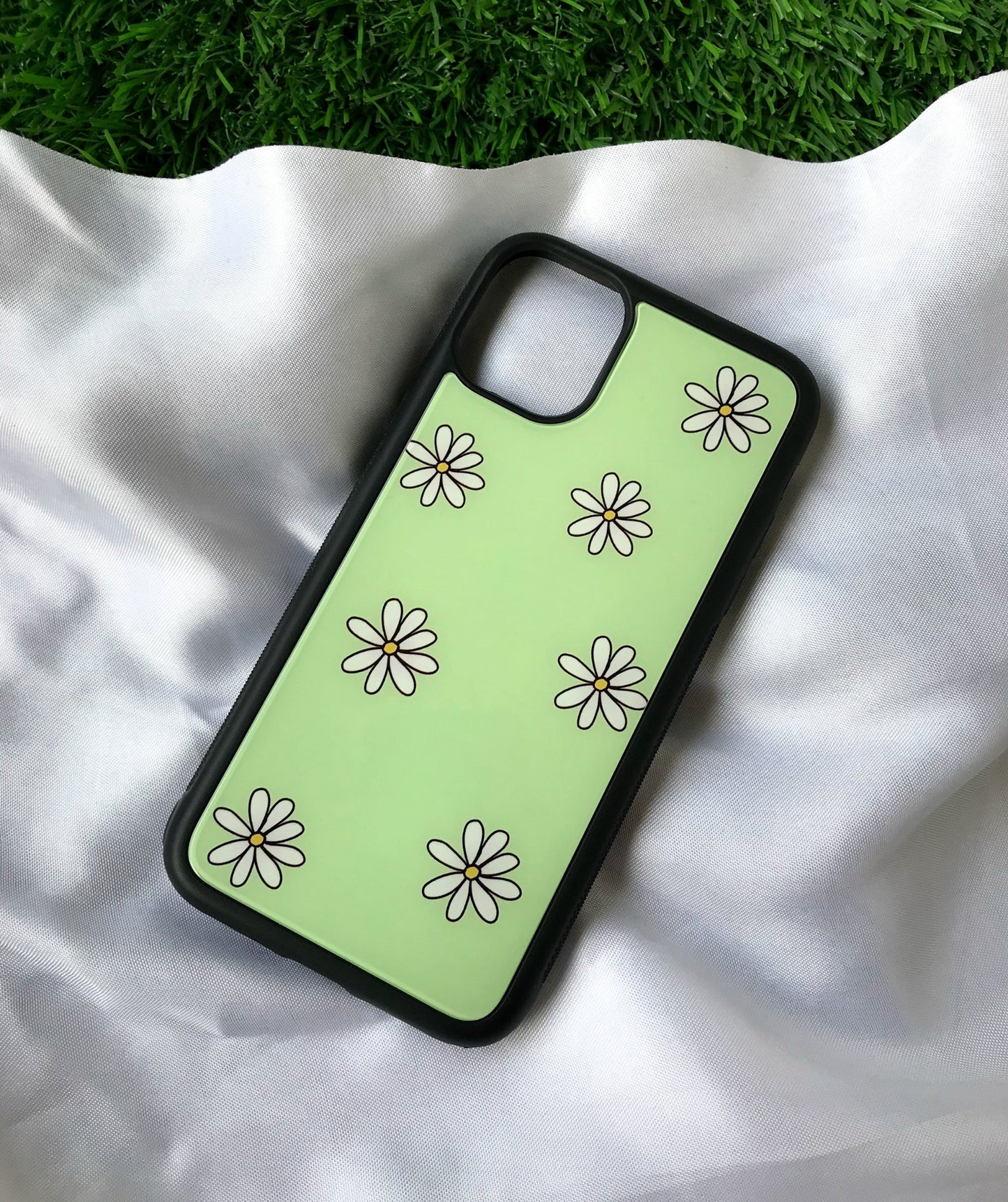 Cute Daisy Glass Case